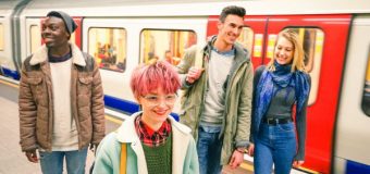 通学スタイルにおすすめ メンズネックレス 10代～20代 学生編
