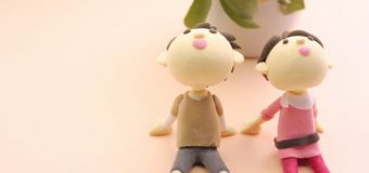 カップル1周年記念にはペアネックレスで祝いたい