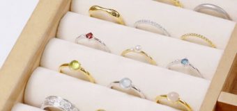 【親友とのお揃いジュエリー】ピンキーリングで叶える、大人可愛いお揃いと絆の証