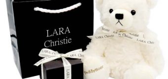 愛を届けるテディベア＆ローラシア ネックレス ギフトセット特集