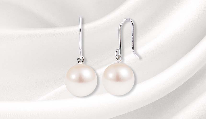 ピアス 両耳 レディース あこや真珠 パール 一粒 フックピアス pt900